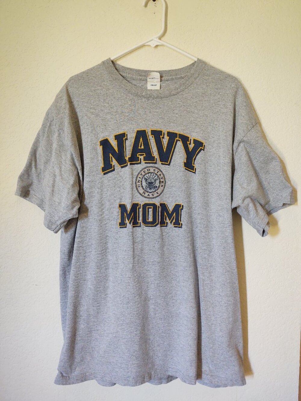 NAVY MOM HEATHER GRAY UNITED STATES NAVY OFFICIAL T SHIRT ADULT XL SOFFE